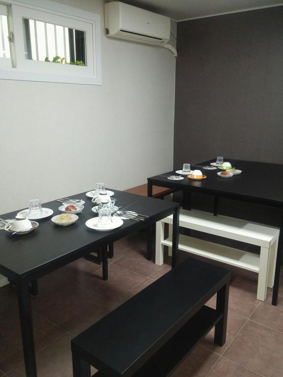 Sunny & Jinny'S Bnb Seoel Buitenkant foto
